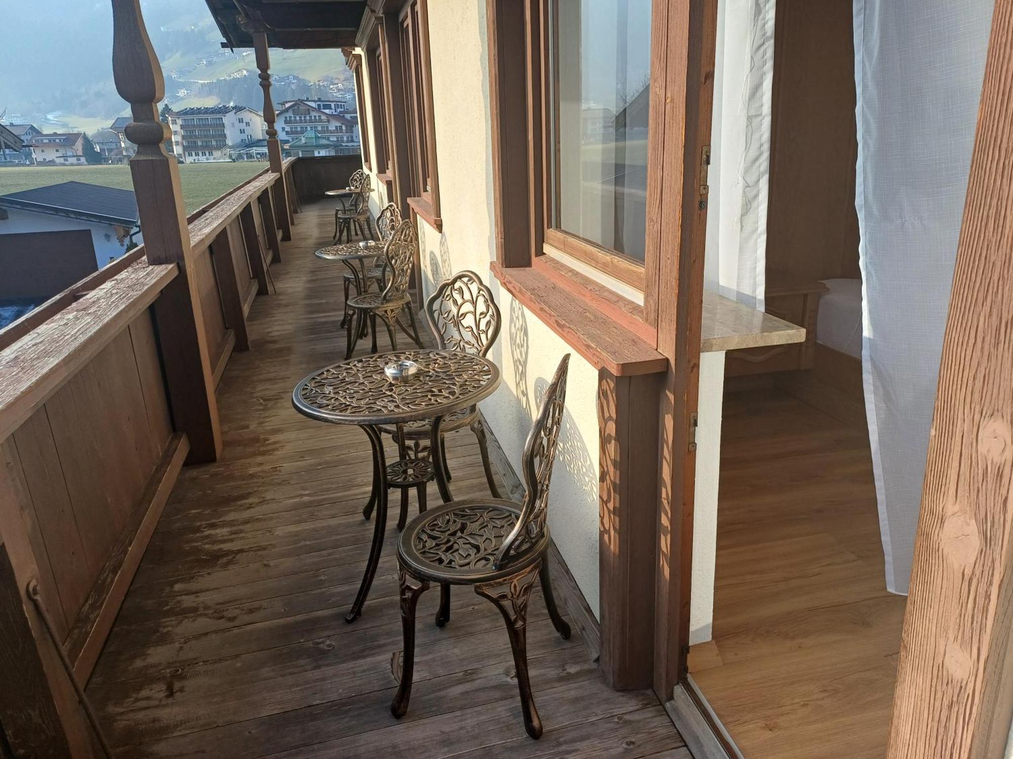 Gaestehaus Berta ツェル・アム・ツィラー 部屋 写真